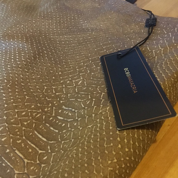 Leather BCBG Max Azaria pencil skirt - Picture 2 of 7